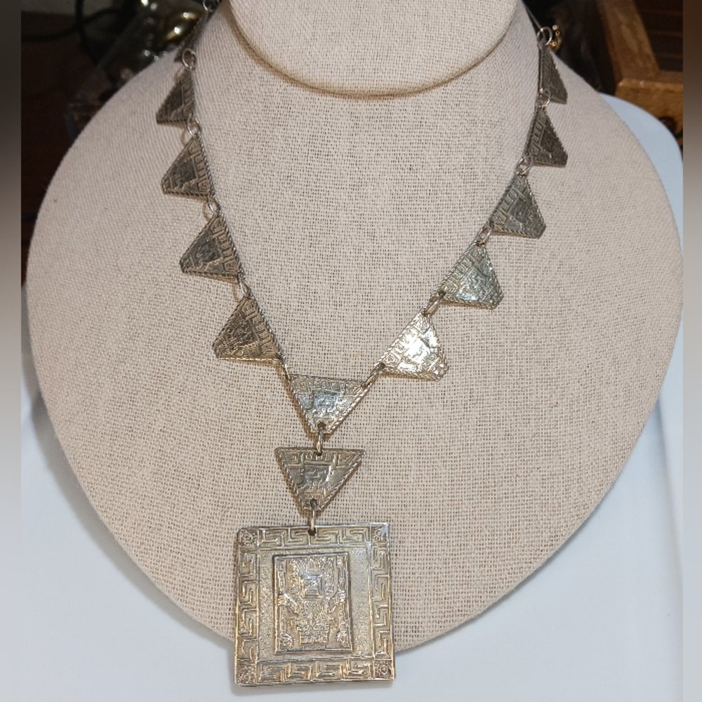 Vintage Stamped PERU 925 Sterling Silver Necklace